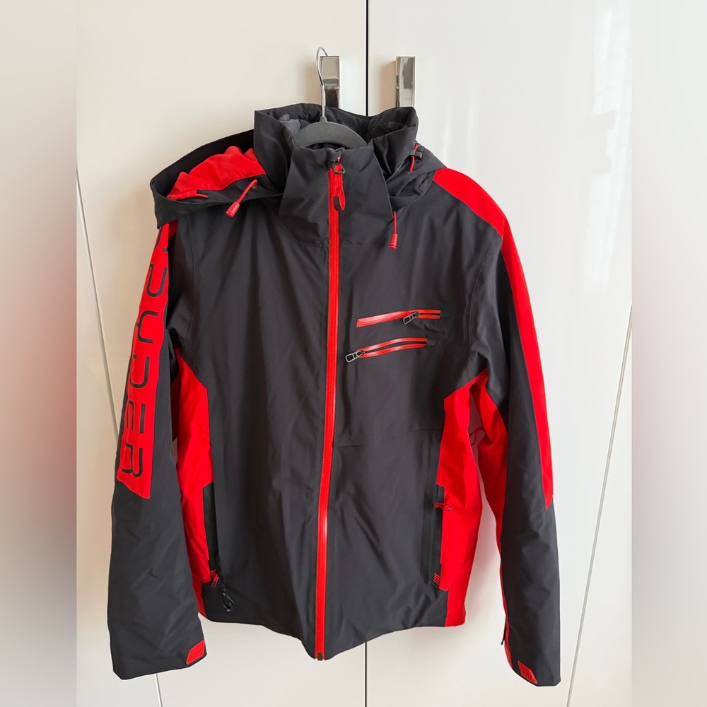 Spyder Black and Red Men's Ski Jacket with Hooded Collar